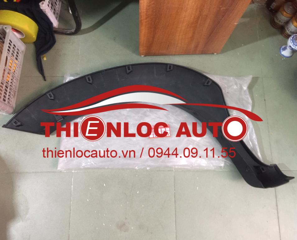 ỐP PHỒNG BÁNH TAI XE TOYOTA FORTUNER