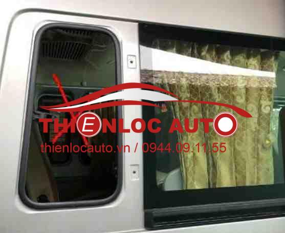 KÍNH HÔNG SAU PHẢI FORD TRANSIT